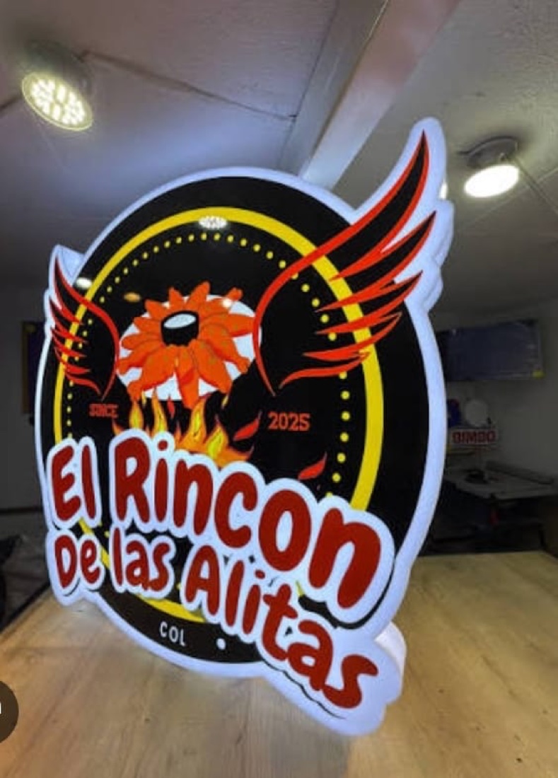 El Rincón de las Alitas - Caja de luz recortada
