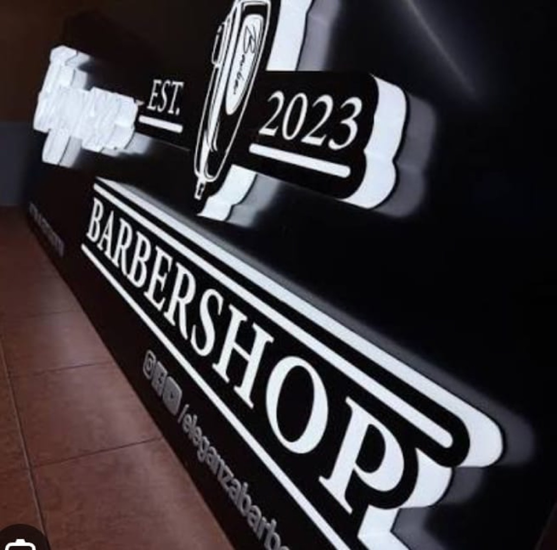 Elegancia Barbershop - Letrero corpóreo B/N